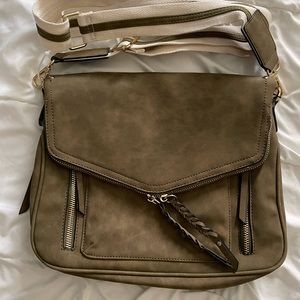 VR NYC Crossbody bag